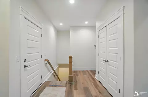 Entry Way - 300 Central Park Blvd, Monroe, MI 48162 photo 4 of 8