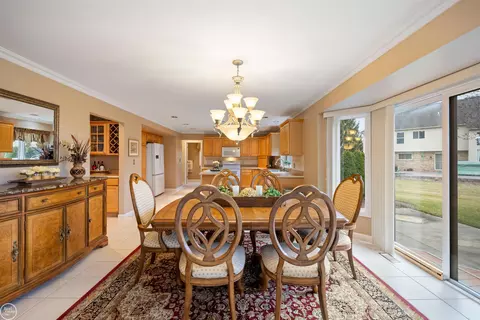 Dining - 45819 Winthrop, Macomb, MI 48044 photo 1 of 1