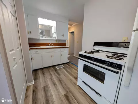 613 W Flint, Davison, MI 48423 photo 4