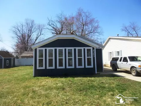 4393 2nd, Newport, MI 48166