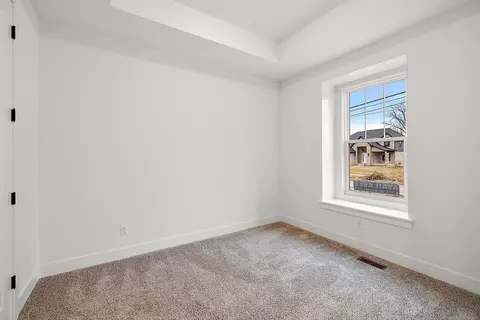 5871 Everton, Troy, MI 48085 photo 9
