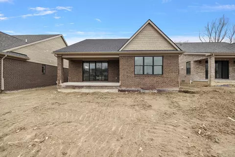 5871 Everton, Troy, MI 48085 photo 2