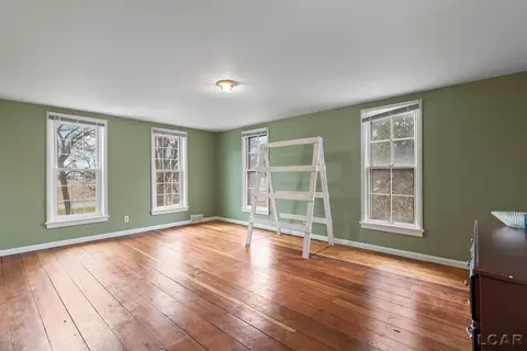Bedroom - 7230 Milwaukee, Tecumseh, MI 49286 photo 4 of 6