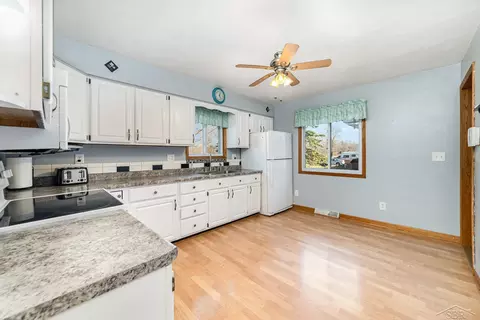 Kitchen - 9276 East, Burt, MI 48417 photo 2 of 2