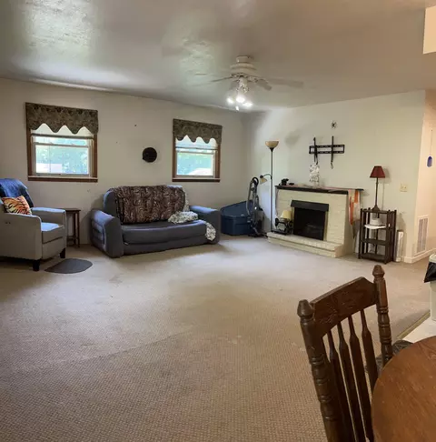 Living - 3466 Mapleridge, Lupton, MI 48635 photo 4 of 4