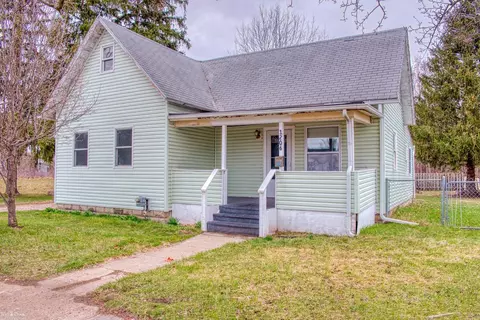 1206 W Stewart, Owosso, MI 48867