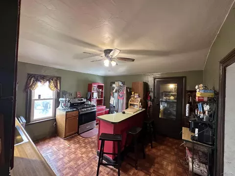 Kitchen - 1333 E Munger, Munger, MI 48747 photo 2 of 2