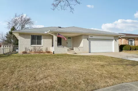 Exterior - 15323 Olympic Dr, Macomb, MI 48044 photo 3 of 7