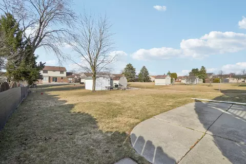 Exterior - 15323 Olympic Dr, Macomb, MI 48044 photo 4 of 7