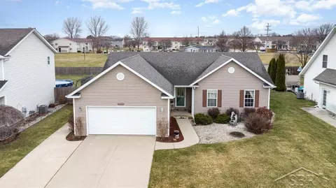 10082 Dove, Freeland, MI 48623