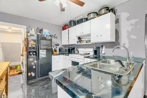 Kitchen - 1603 Saint Clair, Algonac, MI 48001 photo 2 of 4