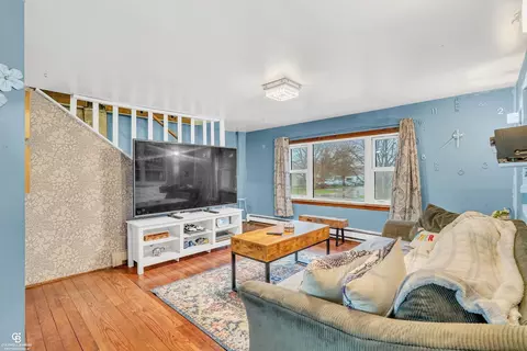 Living - 1603 Saint Clair, Algonac, MI 48001 photo 2 of 4