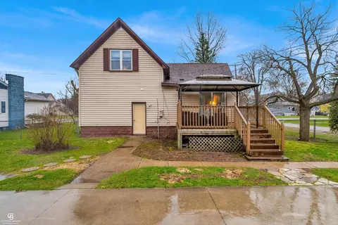 Exterior - 1603 Saint Clair, Algonac, MI 48001 photo 4 of 10