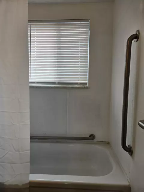 121 N Park, Algonac, MI 48001 photo 16