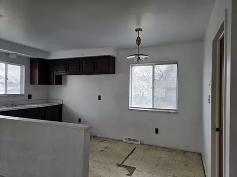 121 N Park, Algonac, MI 48001 photo 8