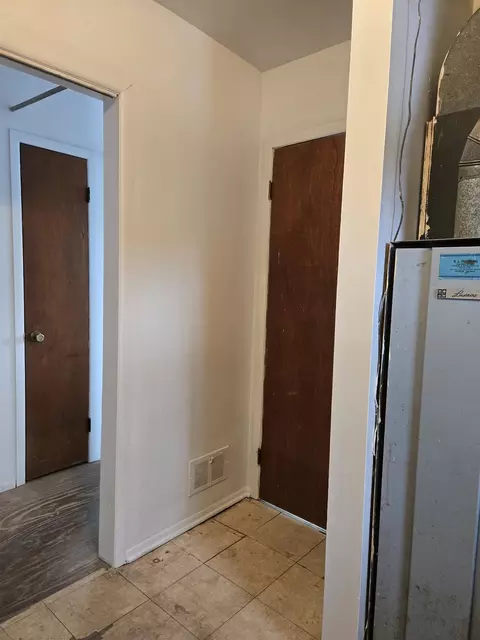 121 N Park, Algonac, MI 48001 photo 12