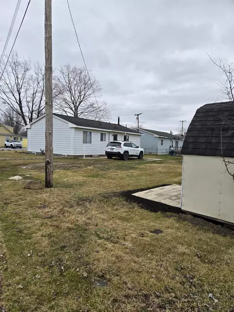 121 N Park, Algonac, MI 48001 photo 26