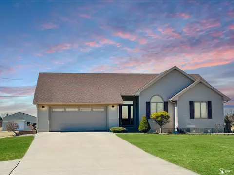 8901 Chinavare, Newport, MI 48166
