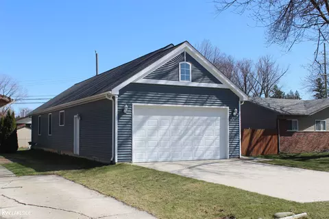 39420 Muffatt, Harrison Township, MI 48045