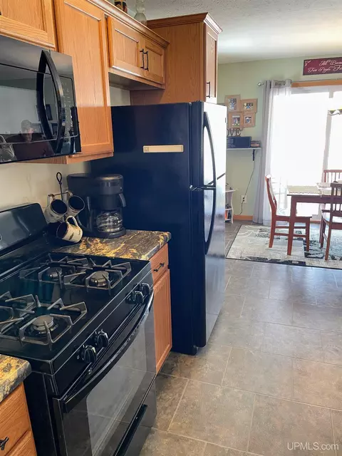 32399 W Johnson Lk, Eckerman, MI 49728 photo 16