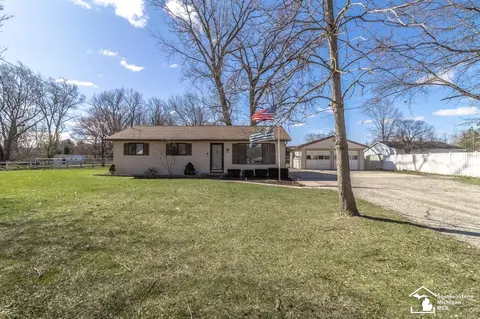 3255 W Stein, La Salle, MI 48145