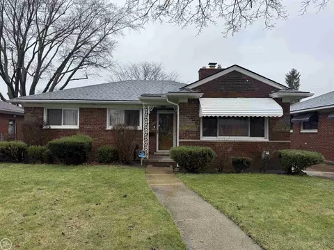 16033 Ego, Eastpointe, MI 48021