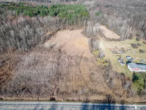 29230 Sumpter, New Boston, MI 48111