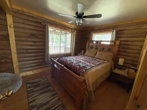 Bedroom - 2230 Loree, Applegate, MI 48401 photo 1 of 3