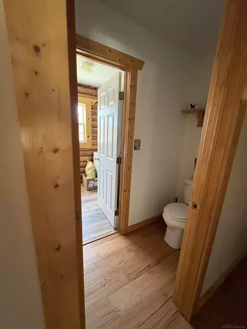 Entry Way - 2230 Loree, Applegate, MI 48401 photo 1 of 1