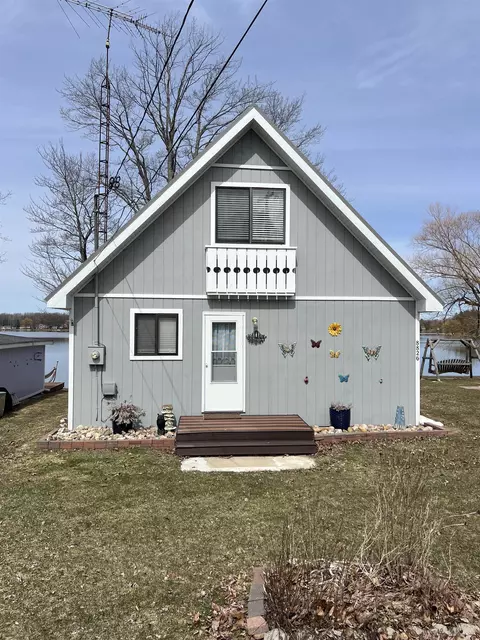 8826 Burnside, Hale, MI 48739