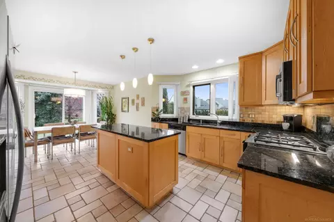 Kitchen - 17532 Invitational, Macomb, MI 48042 photo 2 of 4