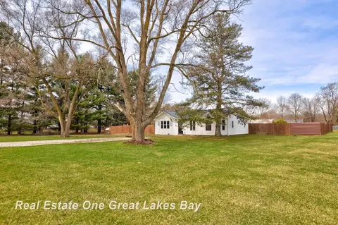 Exterior - 8698 Simpson, Ovid, MI 48866 photo 10 of 10