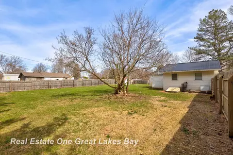 Exterior - 8698 Simpson, Ovid, MI 48866 photo 6 of 10