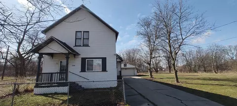 1346 Carlisle, Saginaw, MI 48601