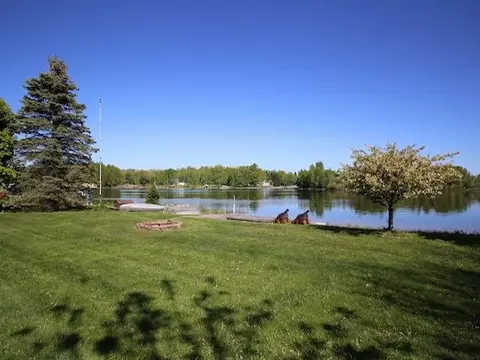 1770 Berkshire, Gladwin, MI 48624 photo 3