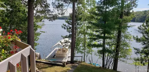 1683 Vivio, Florence, WI 54121
