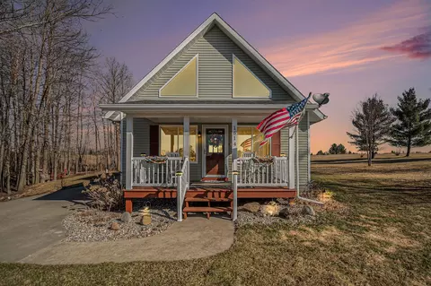 Exterior - 1614 Bunkerhill, Gladwin, MI 48624 photo 6 of 6