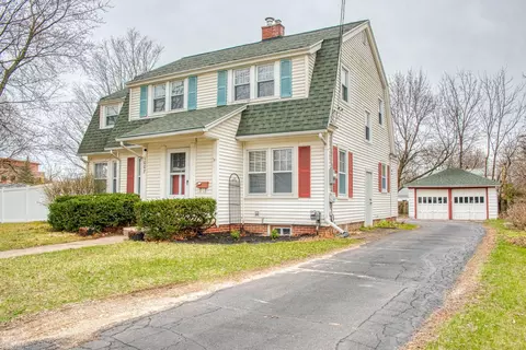 1007 N Shiawassee, Owosso, MI 48867