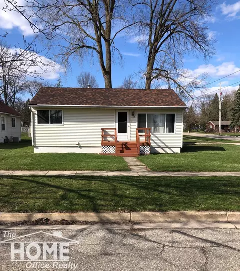 809 E Mason, Owosso, MI 48867