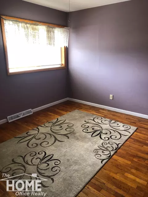 809 E Mason, Owosso, MI 48867 photo 5