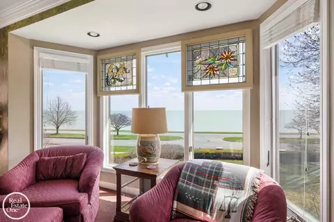 Living - 7 Windemere, Grosse Pointe Farms, MI 48236 photo 4 of 4