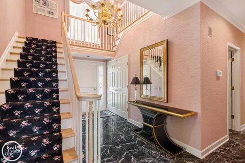 Entry Way - 7 Windemere, Grosse Pointe Farms, MI 48236 photo 1 of 4