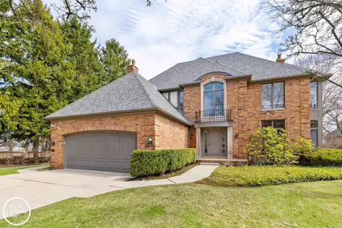 7 Windemere, Grosse Pointe Farms, MI 48236