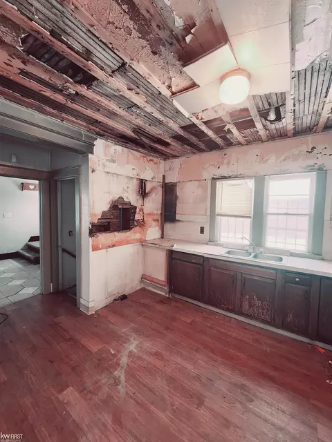 Kitchen - 1646 Bennett, Flint, MI 48506 photo 1 of 2
