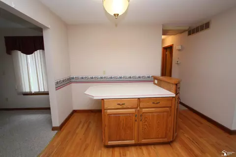 6065 War, Monroe, MI 48162 photo 11