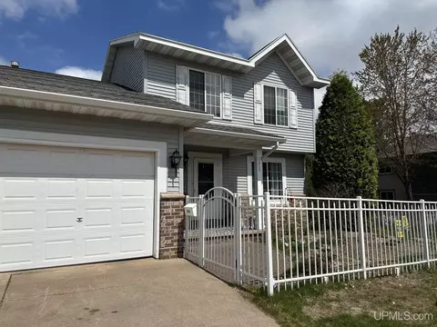 1217 Nakomis, Negaunee, MI 49866