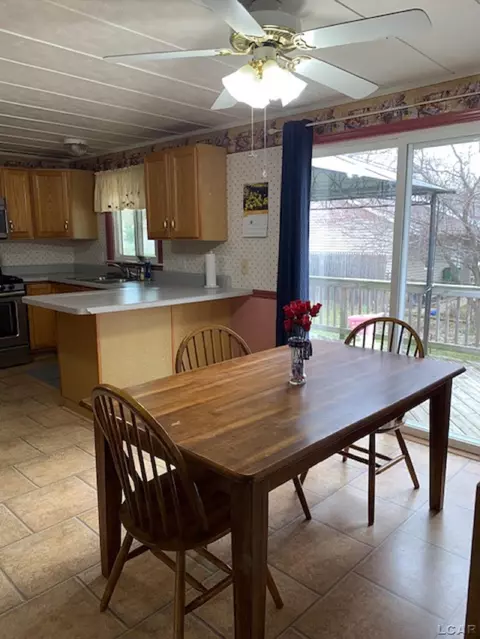 400 Cairns, Tecumseh, MI 49286 photo 6
