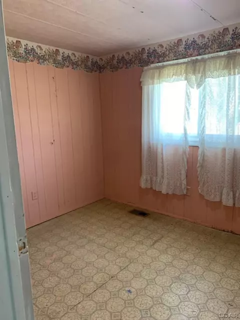 400 Cairns, Tecumseh, MI 49286 photo 16