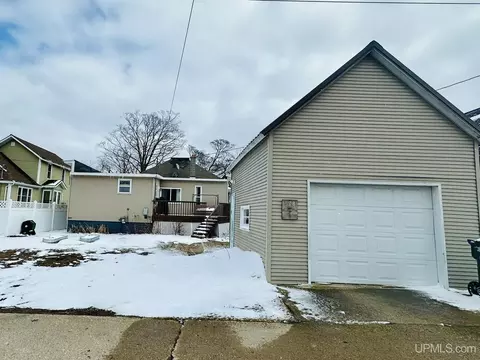 508 S 9th, Escanaba, MI 49829 photo 19
