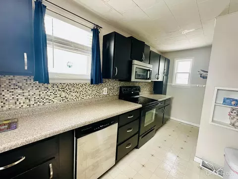 508 S 9th, Escanaba, MI 49829 photo 8